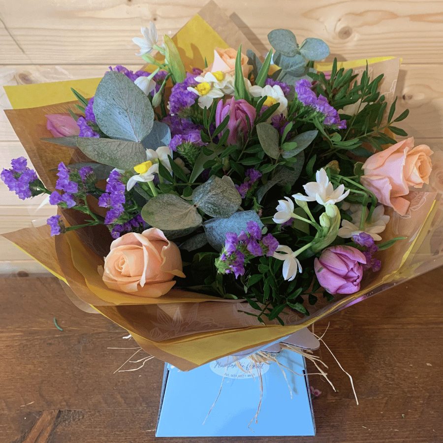 The Hampshire Florist - Spring is Here Bouquet